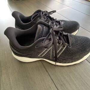 New Balance Fresh Foam X860v12 • Women’s 8B • Black • Stability Running Shoe
